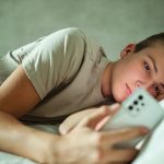 Crescimento do Uso do Celular na Paraíba e o Impacto na Vida Digital da População